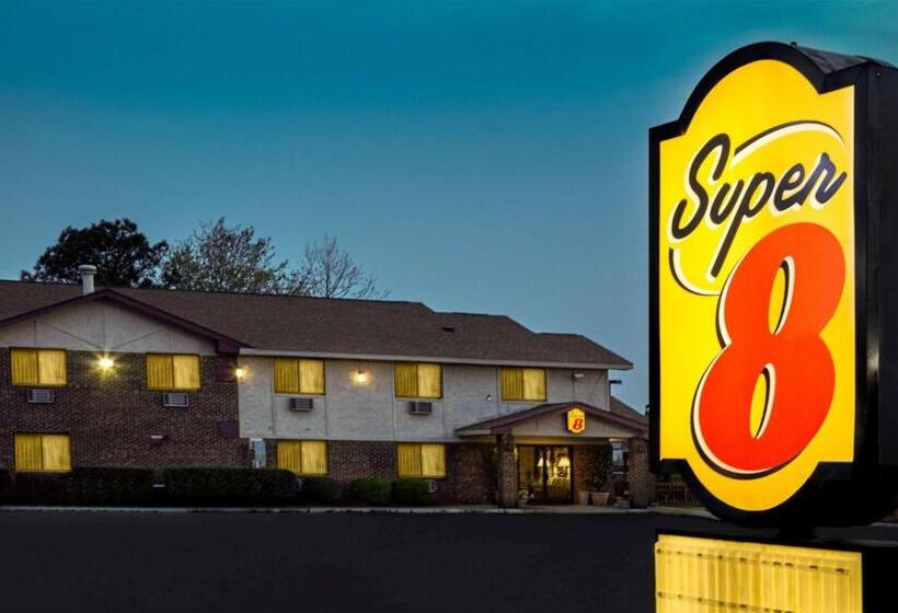فندق Super 8 By Wyndham Greenville
