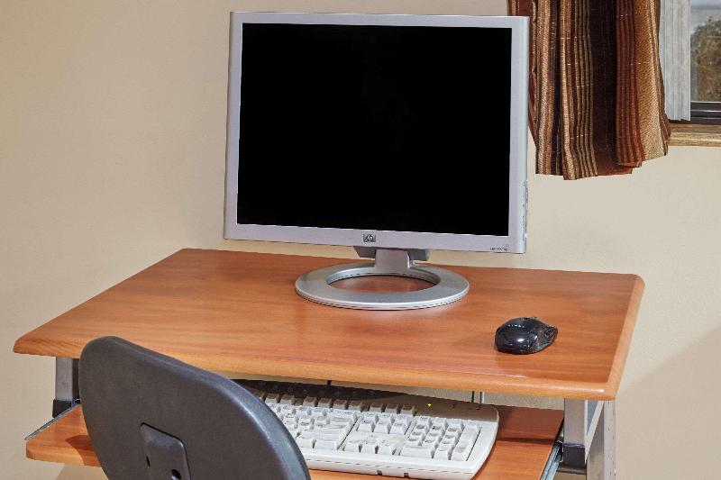 فندق Super 8 By Wyndham Greenville