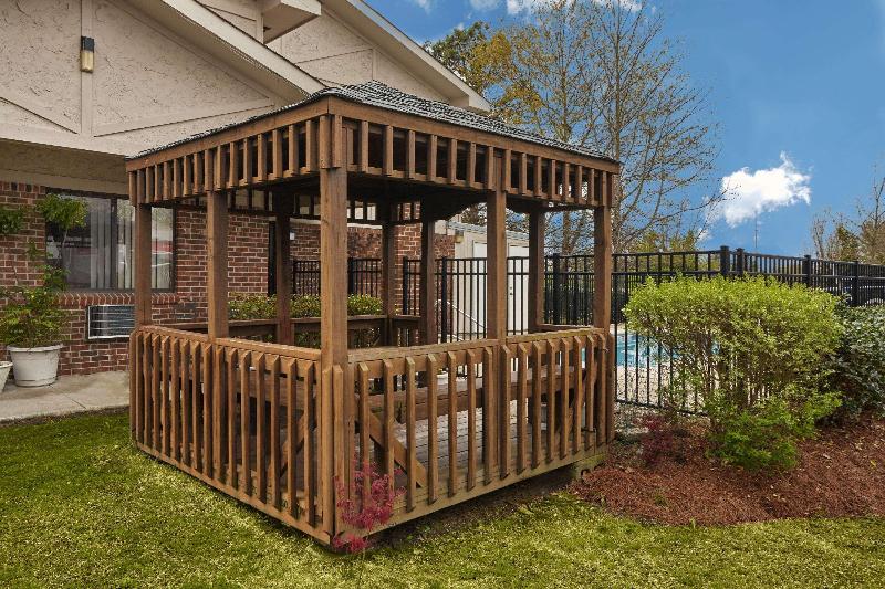 فندق Super 8 By Wyndham Greenville