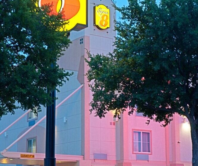 ホテル Super 8 By Wyndham Irving/dfw Apt/north