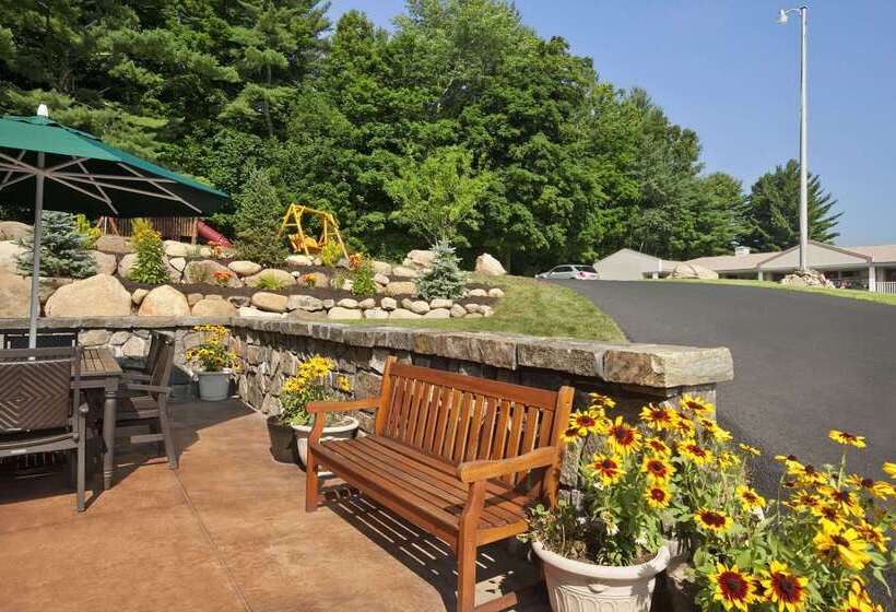 酒店 Super 8 By Wyndham Lake George/downtown