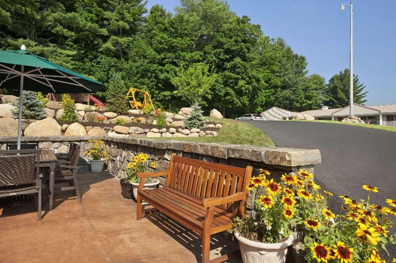 酒店 Super 8 By Wyndham Lake George/downtown