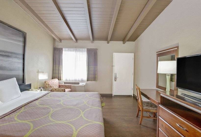 فندق Super 8 By Wyndham Los Angelesculver City Area