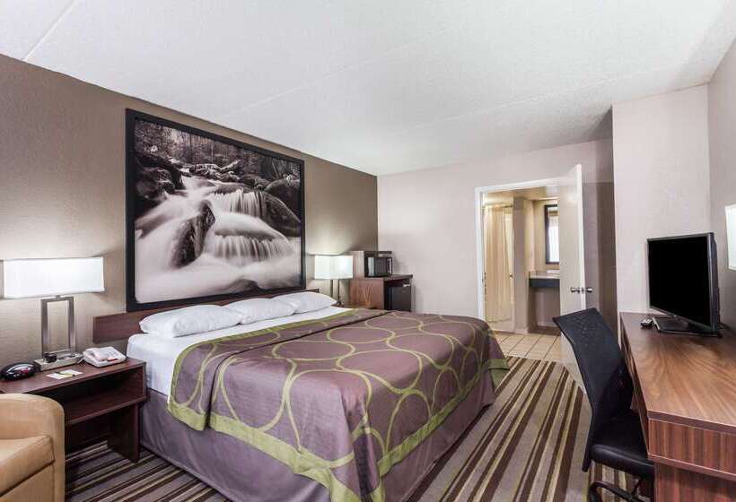 هتل Super 8 By Wyndham Pigeon Forge Emert St