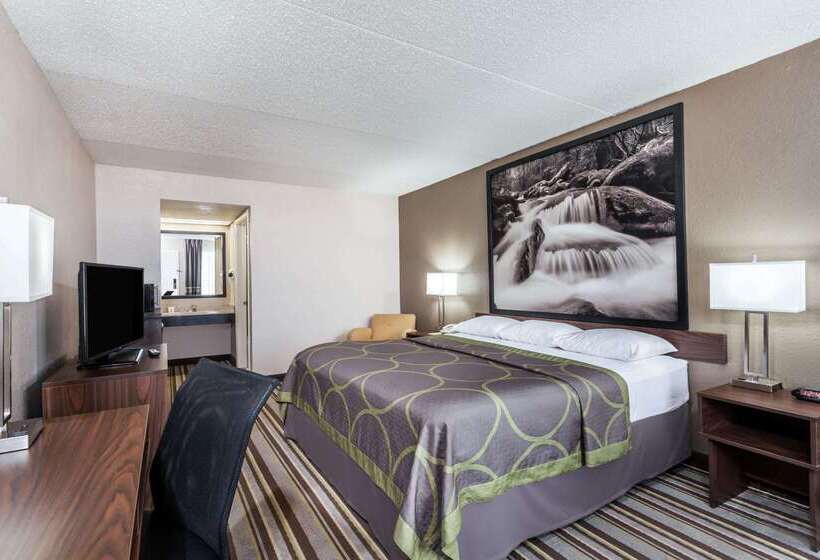 هتل Super 8 By Wyndham Pigeon Forge Emert St