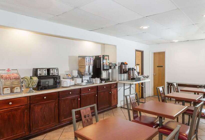 酒店 Super 8 By Wyndham Pompano Beach