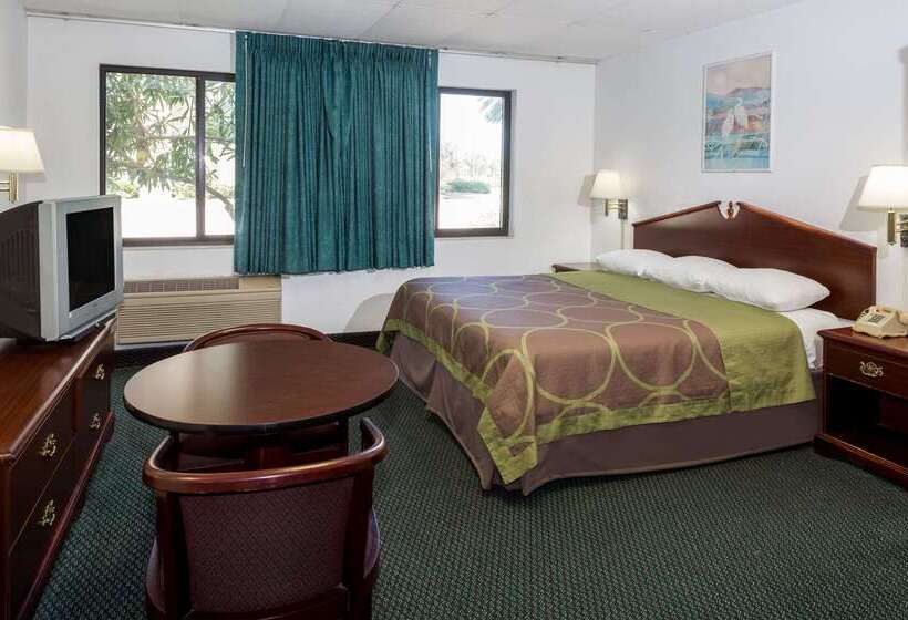 酒店 Super 8 By Wyndham Pompano Beach