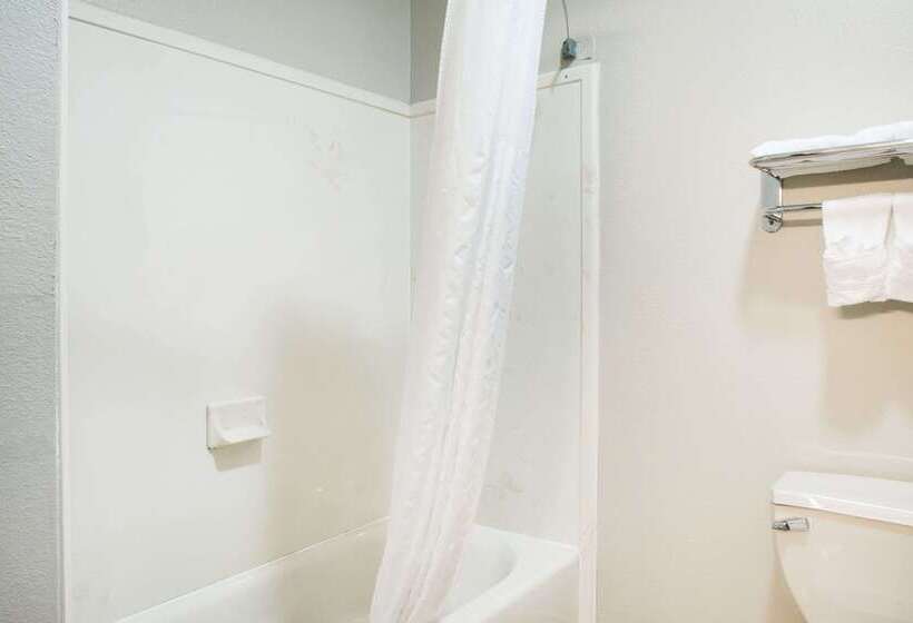 فندق Super 8 By Wyndham Port Arthur/nederland Area