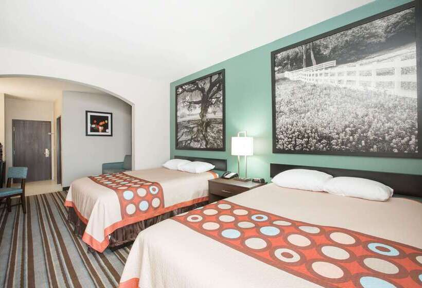 فندق Super 8 By Wyndham Port Arthur/nederland Area