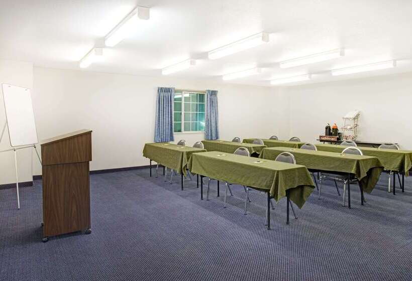 فندق Surestay By Best Western Sacramento South Natomas