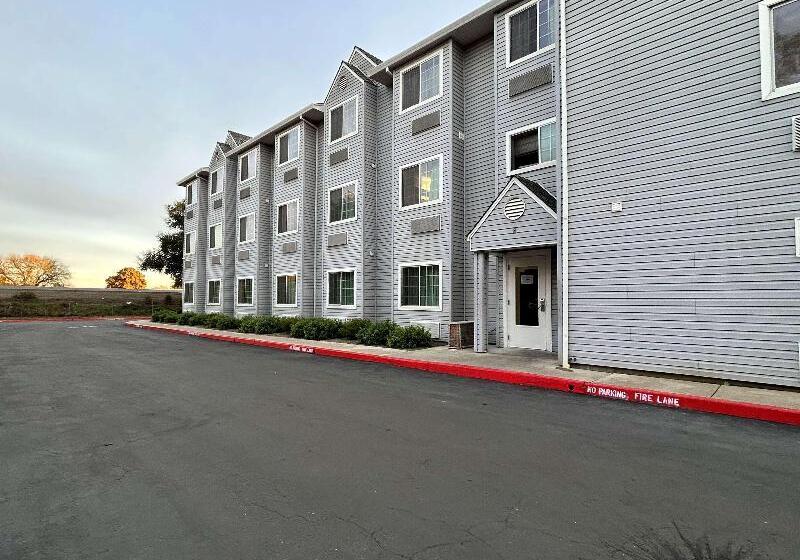 فندق Surestay By Best Western Sacramento South Natomas