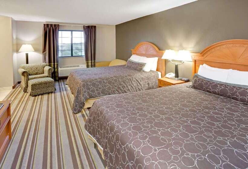 هتل Super 8 By Wyndham South Bend