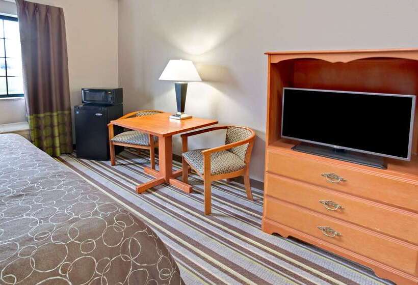 هتل Super 8 By Wyndham South Bend