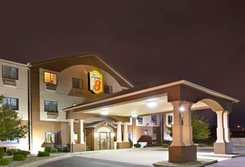 هتل Super 8 By Wyndham South Bend