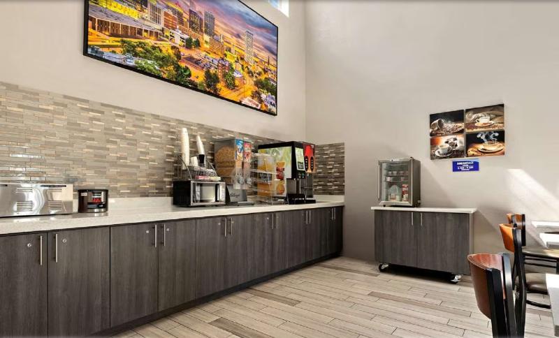 Surestay Plus Hotel By Best Western Tulsa East