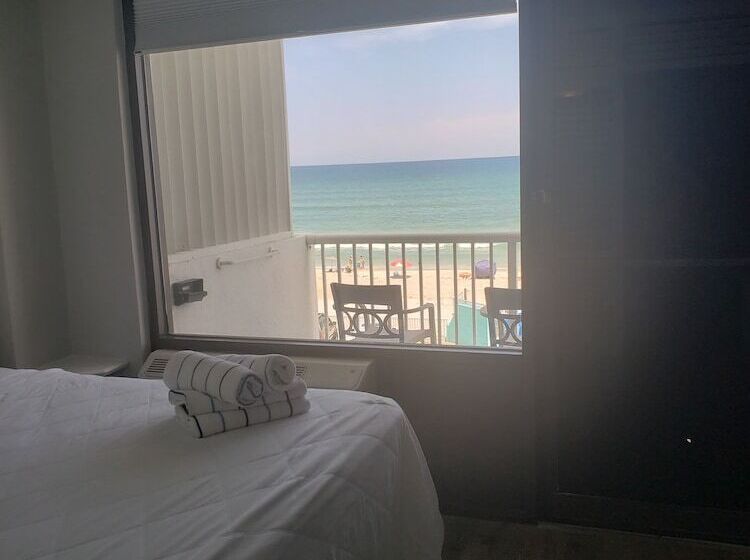 فندق The Maverick Resort