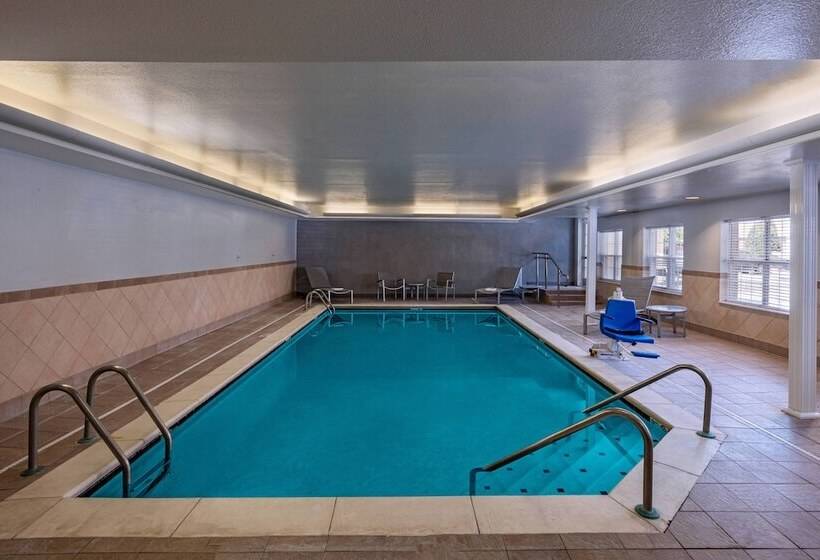 هتل Towneplace Suites By Marriott Baton Rouge South