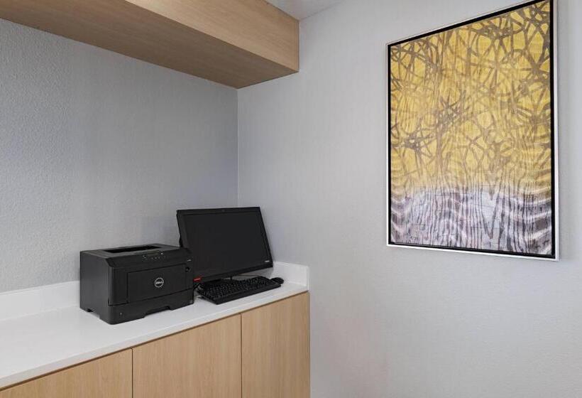 هتل Towneplace Suites By Marriott Baton Rouge South