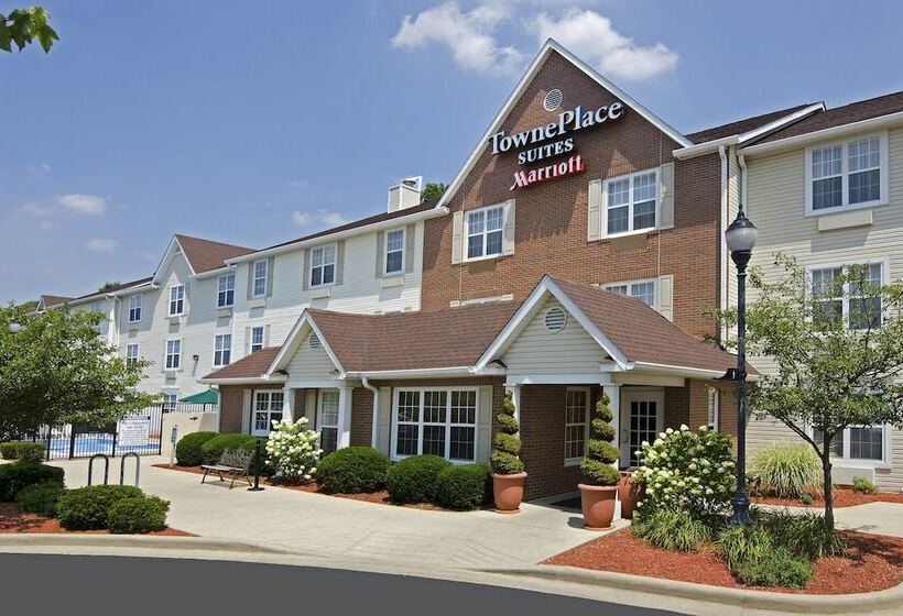 فندق Towneplace Suites By Marriott Bloomington