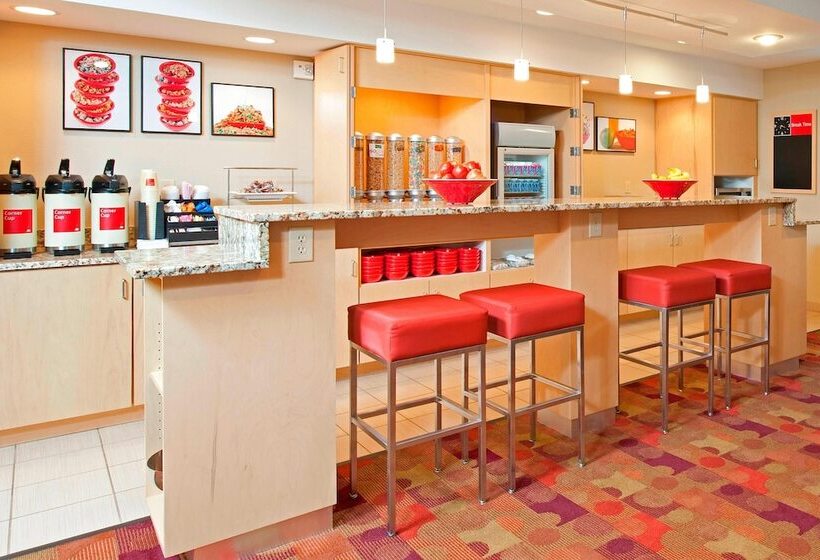 فندق Towneplace Suites By Marriott Bloomington