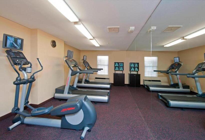 فندق Towneplace Suites By Marriott Bloomington