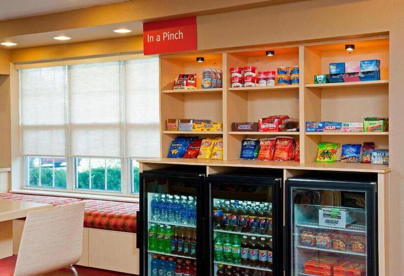 فندق Towneplace Suites By Marriott Bloomington