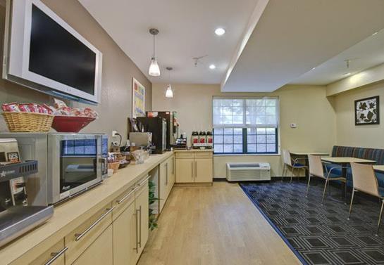 ホテル Towneplace Suites By Marriott Charlotte Univ. Research Park