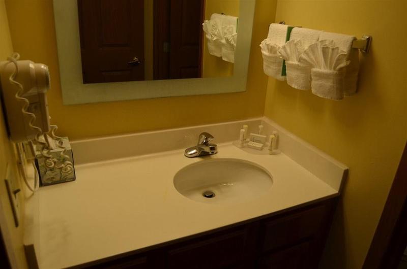 هتل Towneplace Suites By Marriott Dallas Plano/legacy