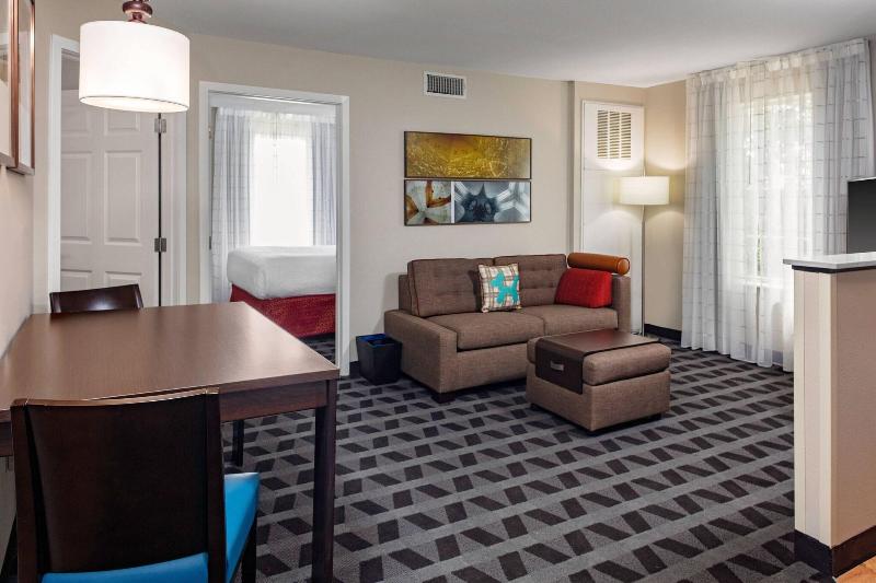 فندق Towneplace Suites By Marriott Dallas Plano/legacy
