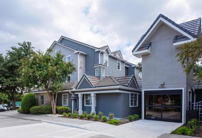 فندق Towneplace Suites By Marriott Dallas Plano/legacy