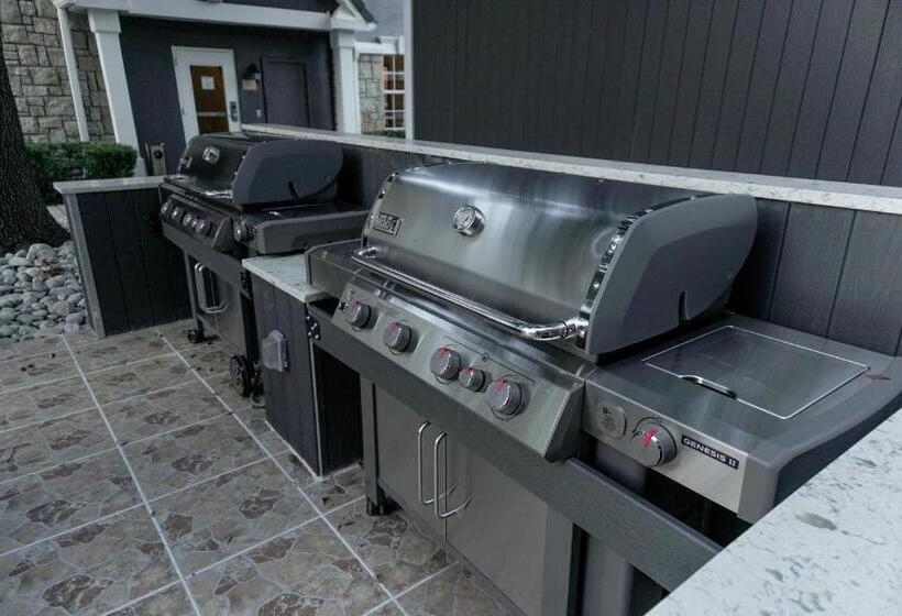 فندق Towneplace Suites By Marriott Dallas Plano/legacy