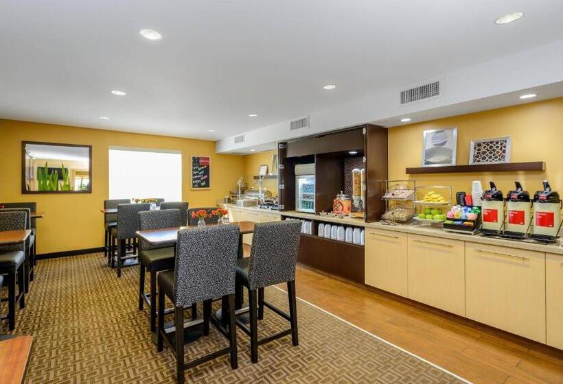 ホテル Towneplace Suites By Marriott Fort Meade National Business Park