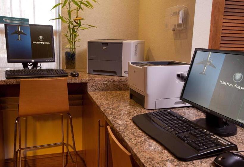 ホテル Towneplace Suites By Marriott Fort Meade National Business Park