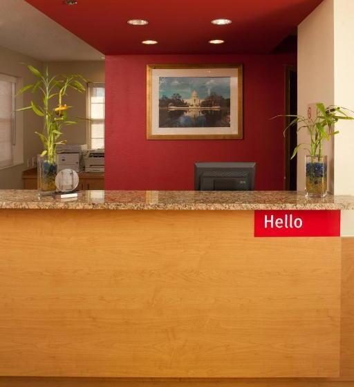 ホテル Towneplace Suites By Marriott Fort Meade National Business Park