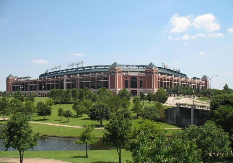 فندق Towneplace Suites By Marriott Dallas Bedford