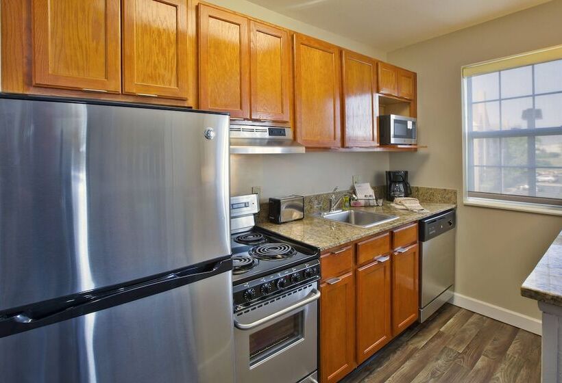 فندق Towneplace Suites Detroit Sterling Heights
