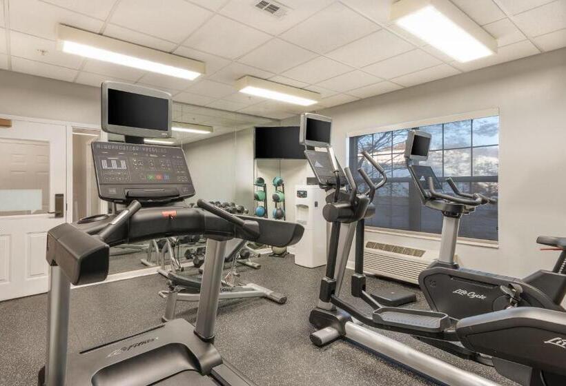 호텔 Towneplace Suites Fredericksburg