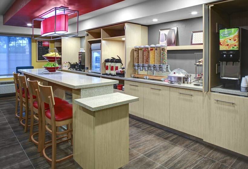 호텔 Towneplace Suites Fresno