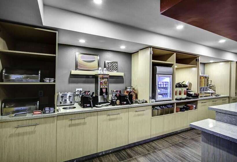 호텔 Towneplace Suites Fresno