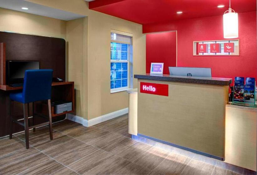 호텔 Towneplace Suites Fresno