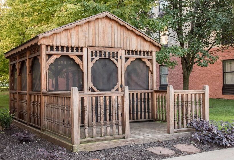 هتل Towneplace Suites By Marriott Lafayette