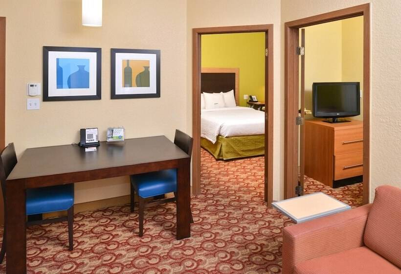 בית מלון כפרי Candlewood Suites Miami Doral By Ihg