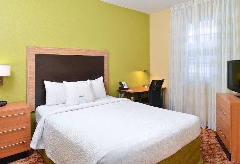 בית מלון כפרי Candlewood Suites Miami Doral By Ihg