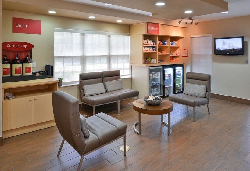 בית מלון כפרי Candlewood Suites Miami Doral By Ihg