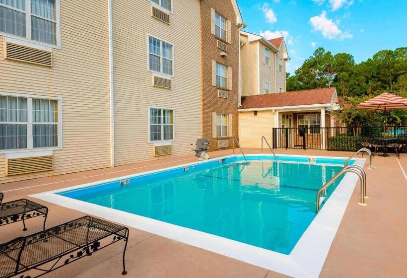Отель Towneplace Suites Mobile
