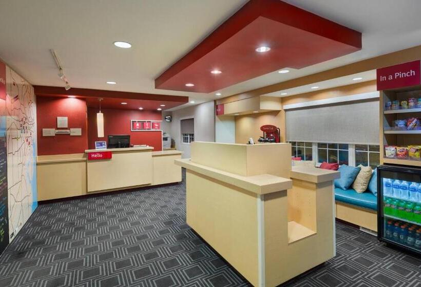 Отель Towneplace Suites Mobile