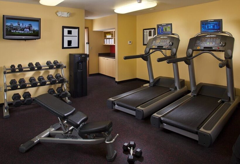 فندق Towneplace Suites New Orleans Metairie