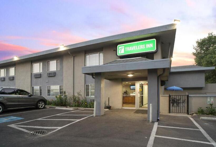 فندق Travelers Inn Medford
