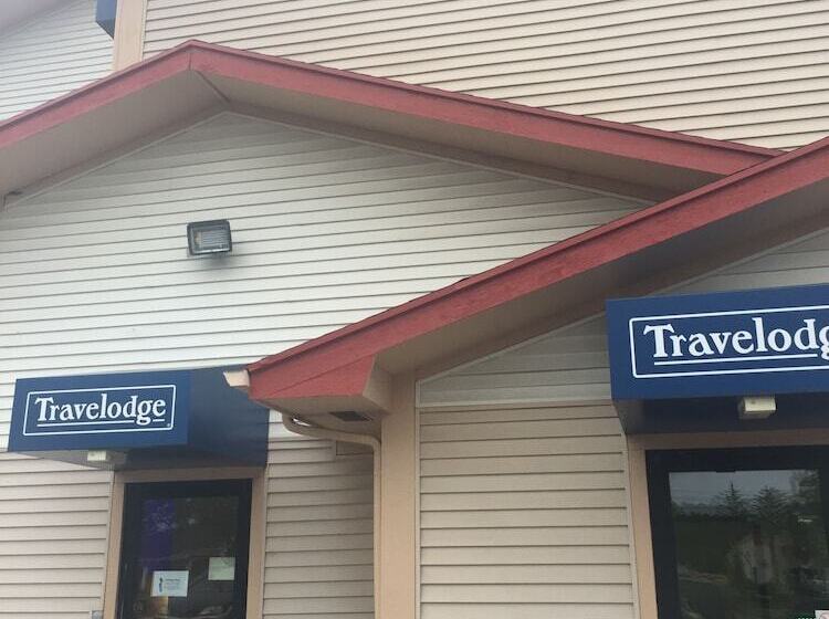 בית מלון כפרי Travelodge By Wyndham Battle Creek
