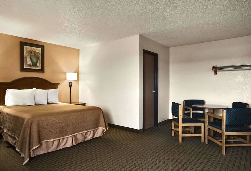 בית מלון כפרי Travelodge By Wyndham Battle Creek